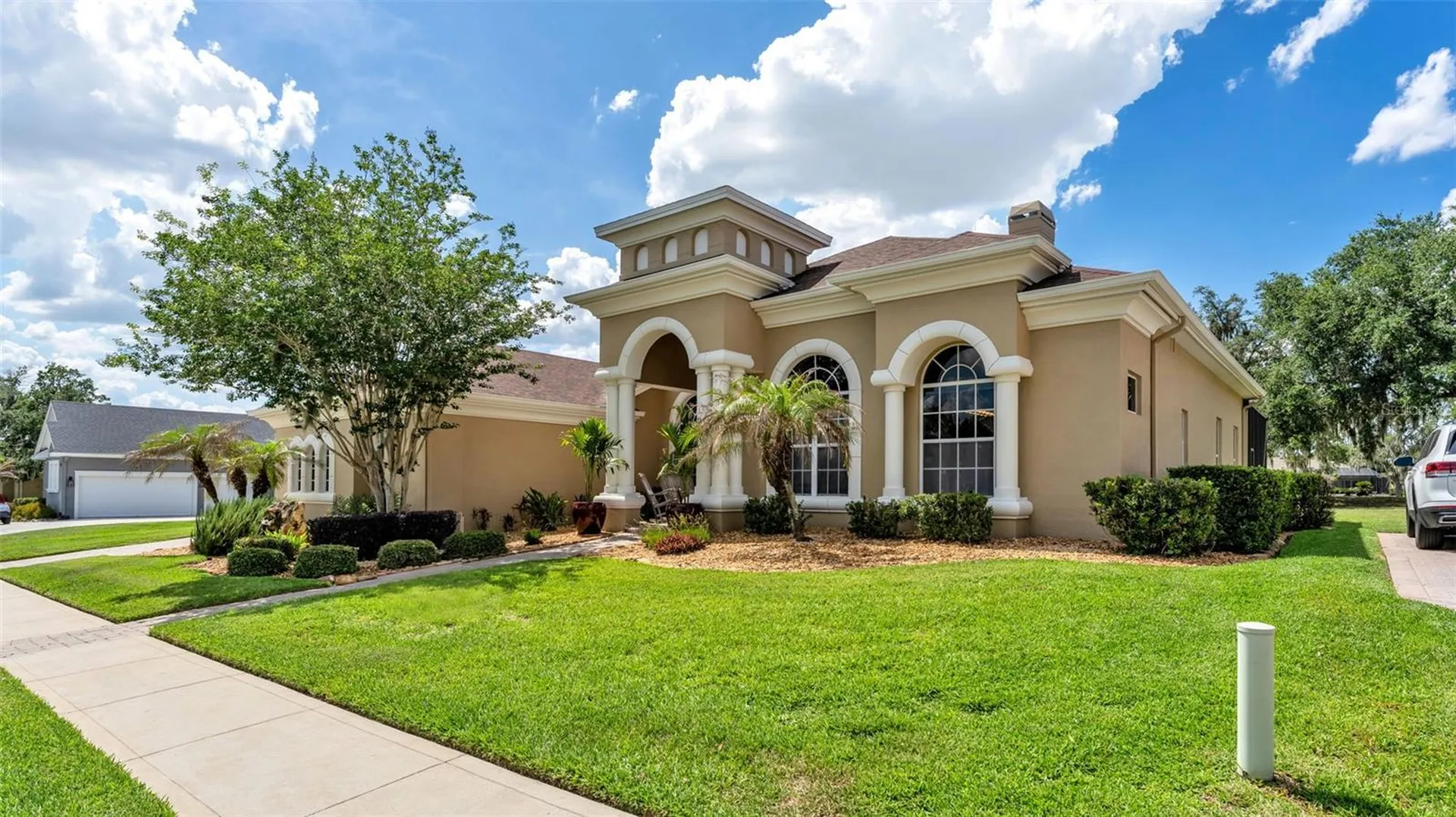 664 Whisper Woods Drive Lakeland FL 33813