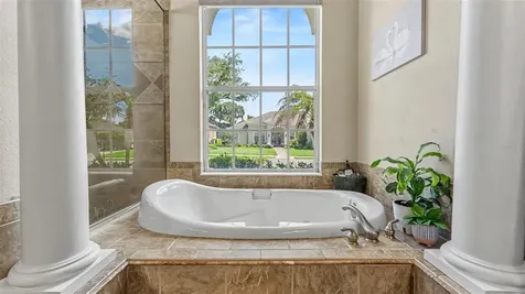 664 Whisper Woods Drive Lakeland FL 33813