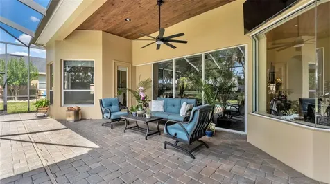 664 Whisper Woods Drive Lakeland FL 33813