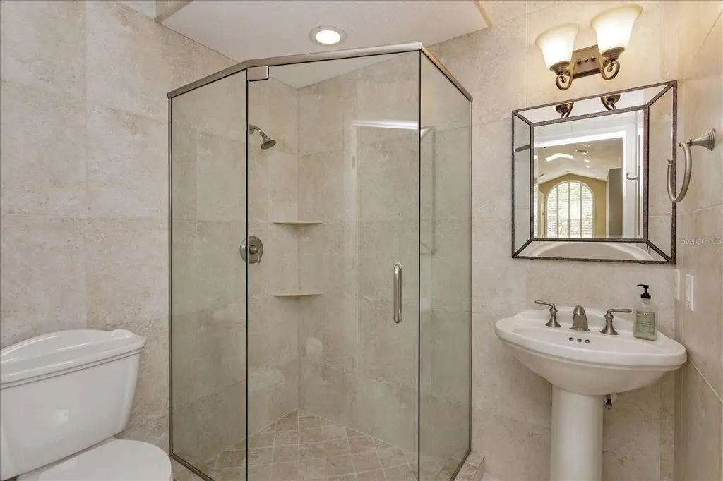 4965 Shoreline Circle Sanford FL 32771