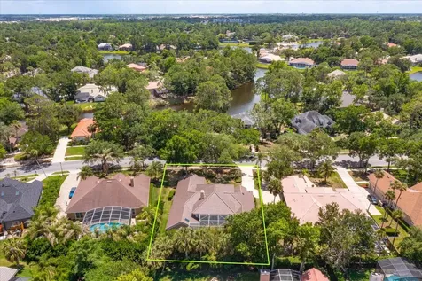 4965 Shoreline Circle Sanford FL 32771
