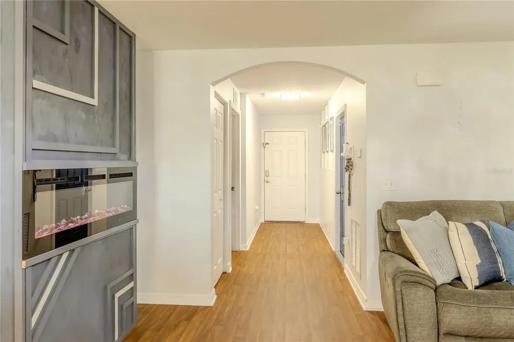 612 16th Avenue SE Ruskin FL 33570