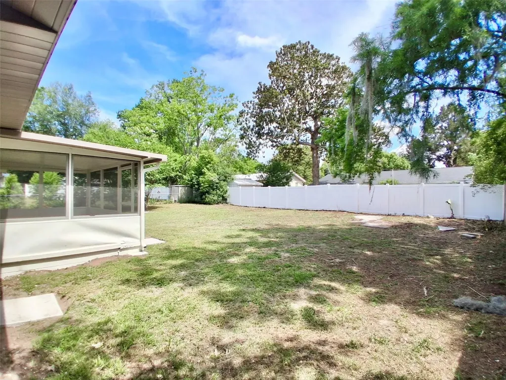 5240 SE 114th Place Belleview FL 34420