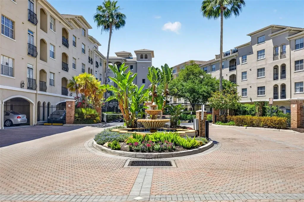 501 Knights Run Avenue Tampa FL 33602