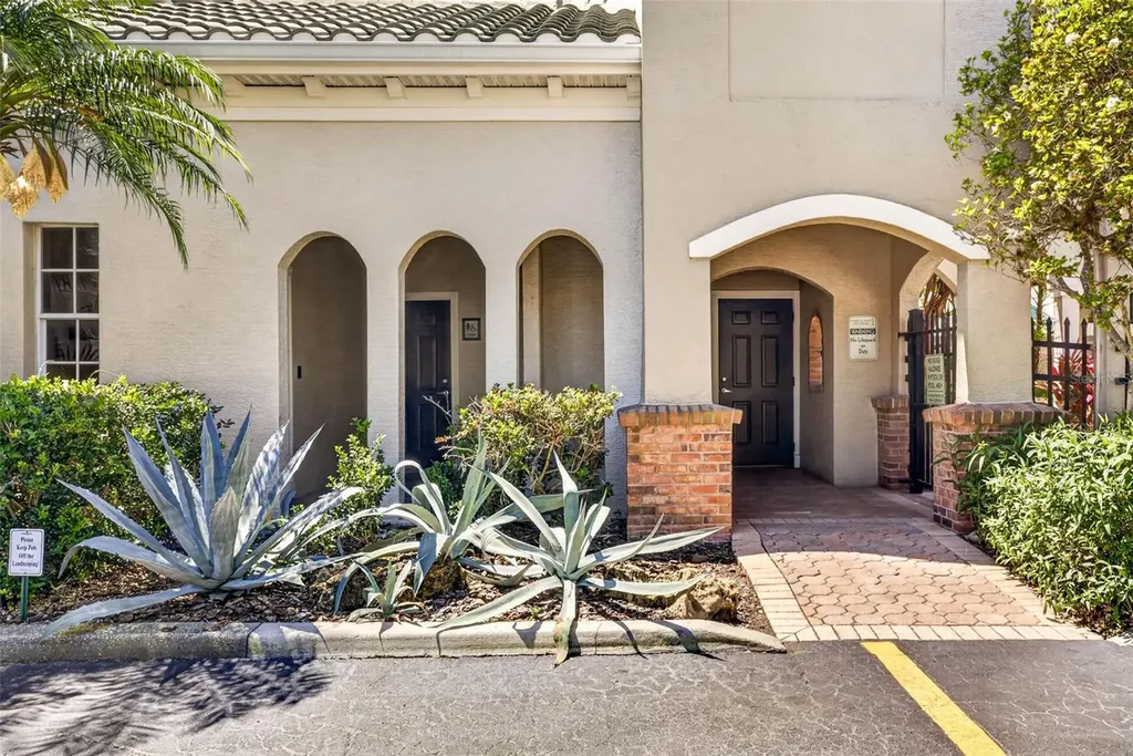 501 Knights Run Avenue Tampa FL 33602