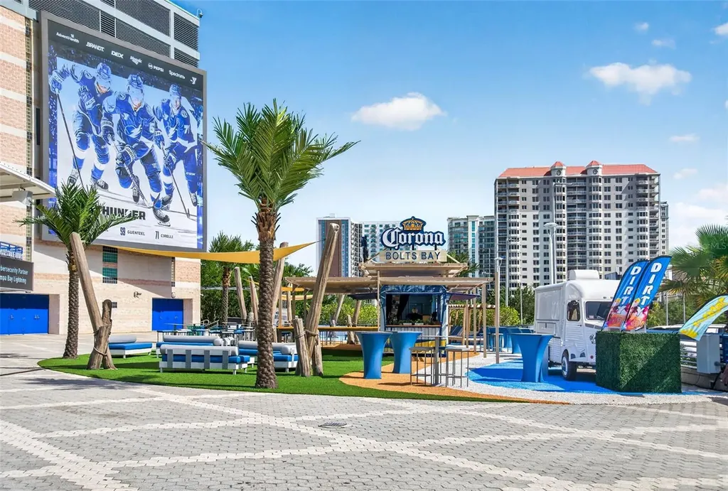 501 Knights Run Avenue Tampa FL 33602