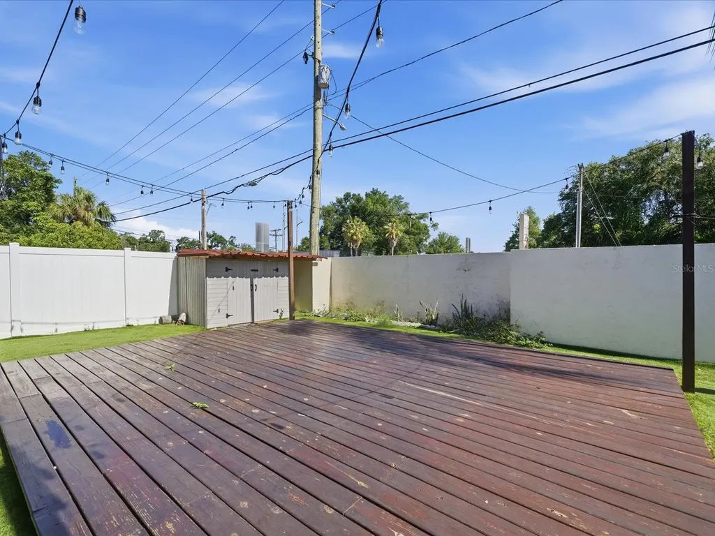 7615 Lemon Wood Court Tampa FL 33625