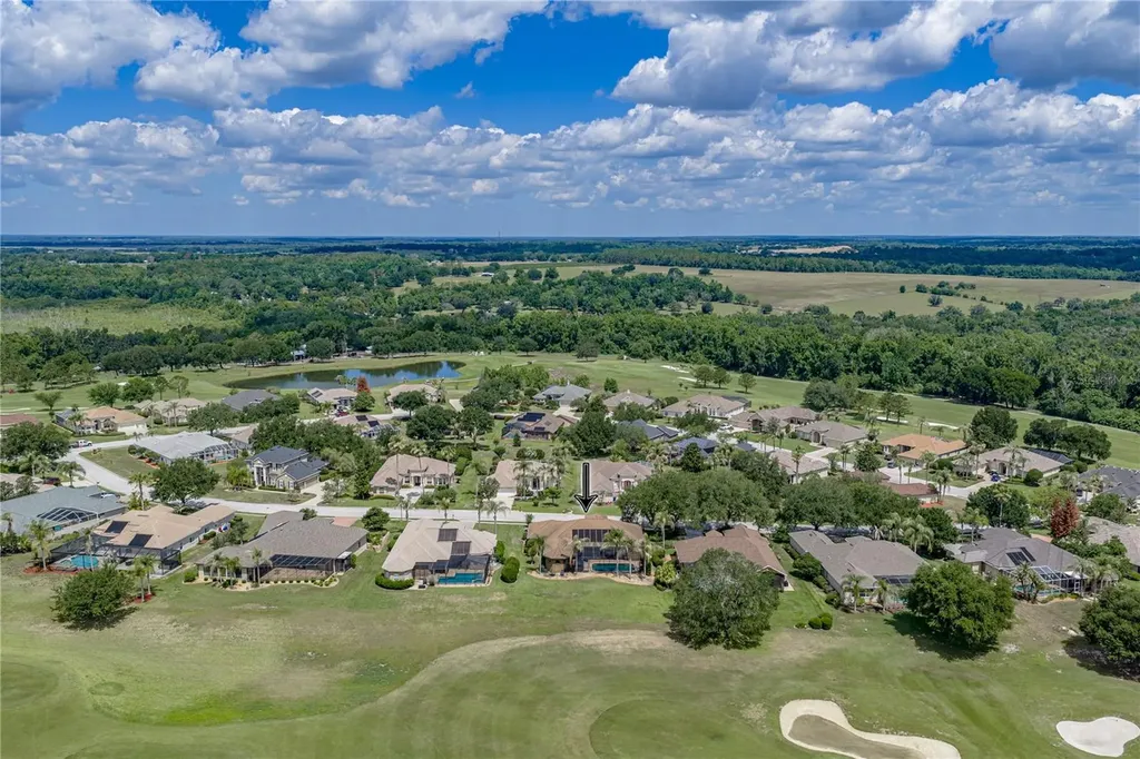 13236 Legends Trail Dade City FL 33525