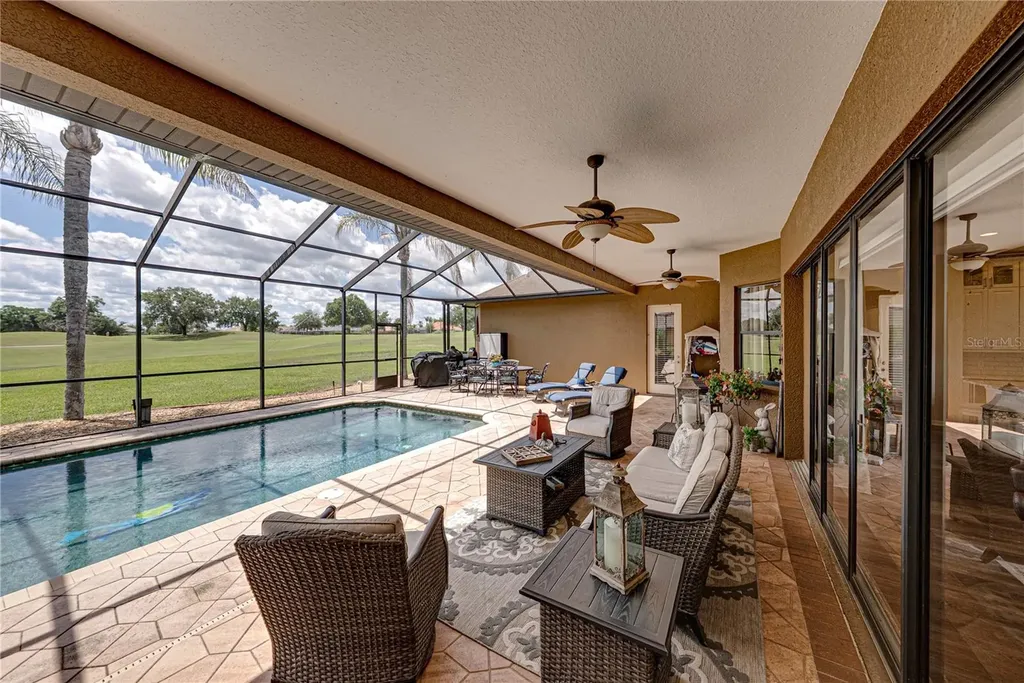 13236 Legends Trail Dade City FL 33525