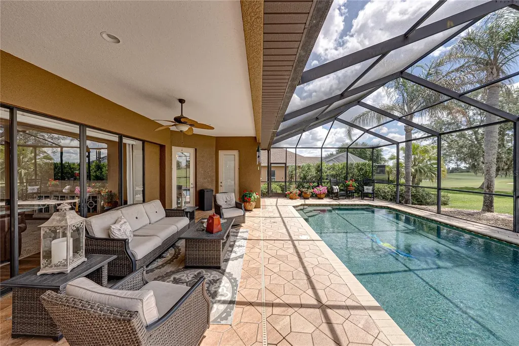 13236 Legends Trail Dade City FL 33525
