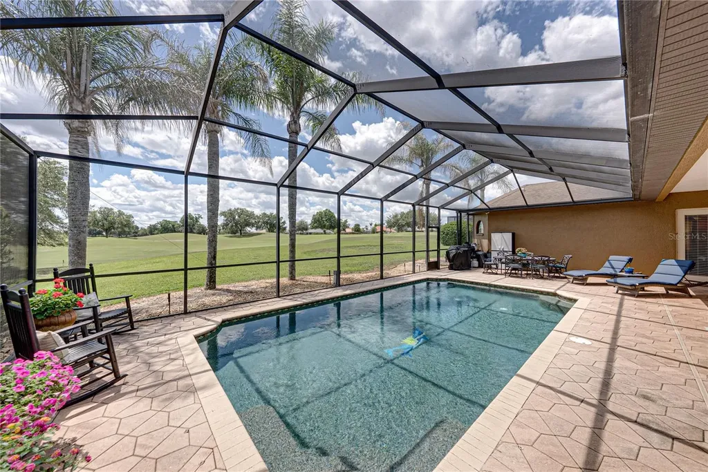 13236 Legends Trail Dade City FL 33525