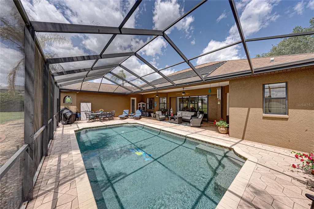 13236 Legends Trail Dade City FL 33525
