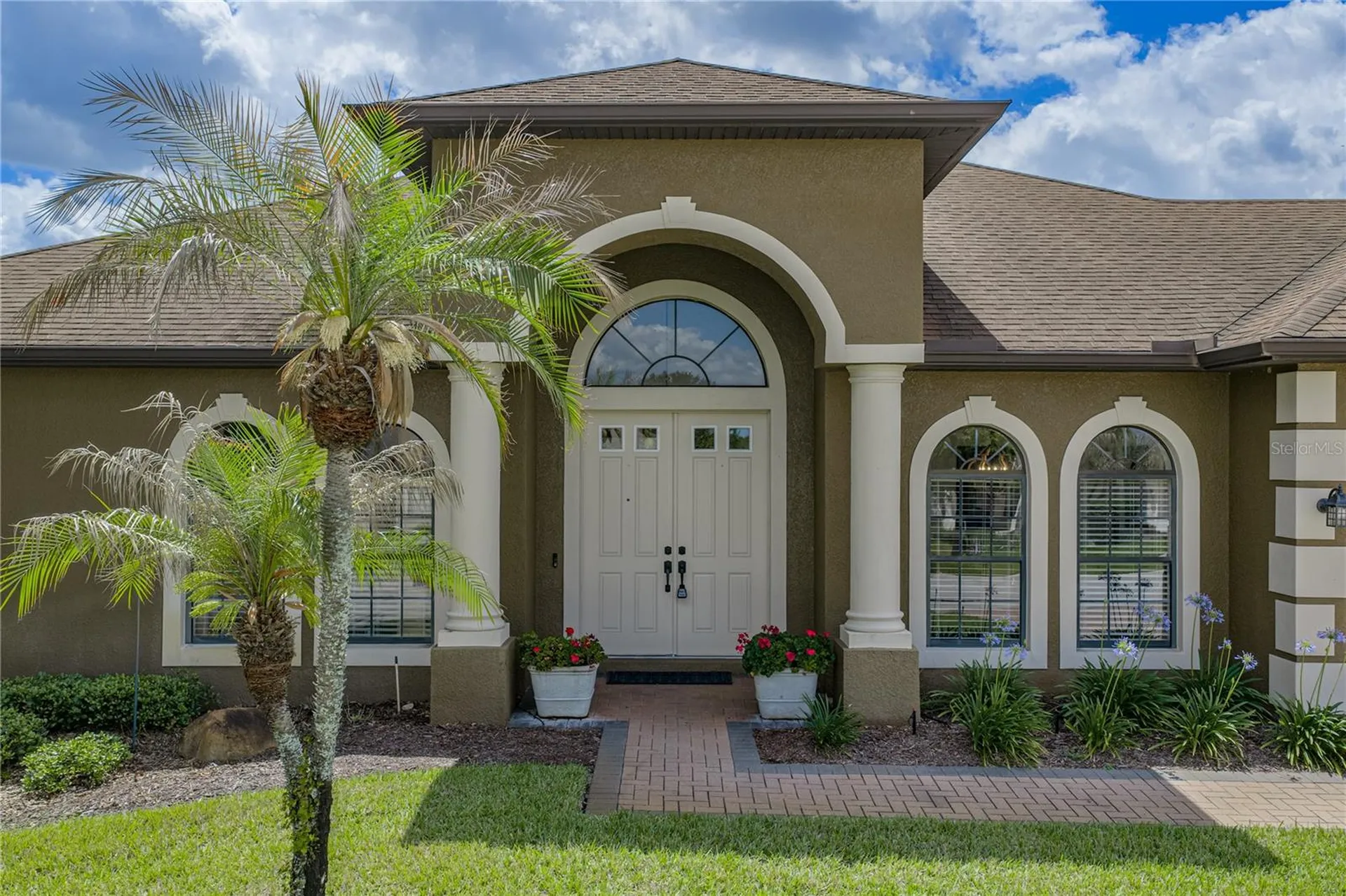 13236 Legends Trail Dade City FL 33525
