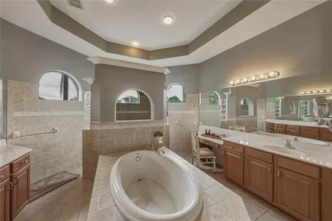 13236 Legends Trail Dade City FL 33525