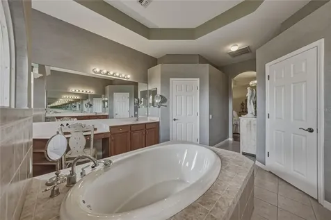13236 Legends Trail Dade City FL 33525
