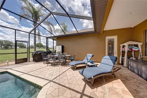 13236 Legends Trail Dade City FL 33525