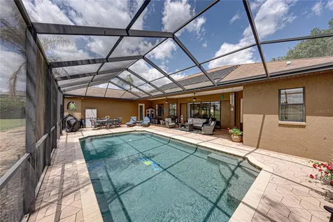 13236 Legends Trail Dade City FL 33525