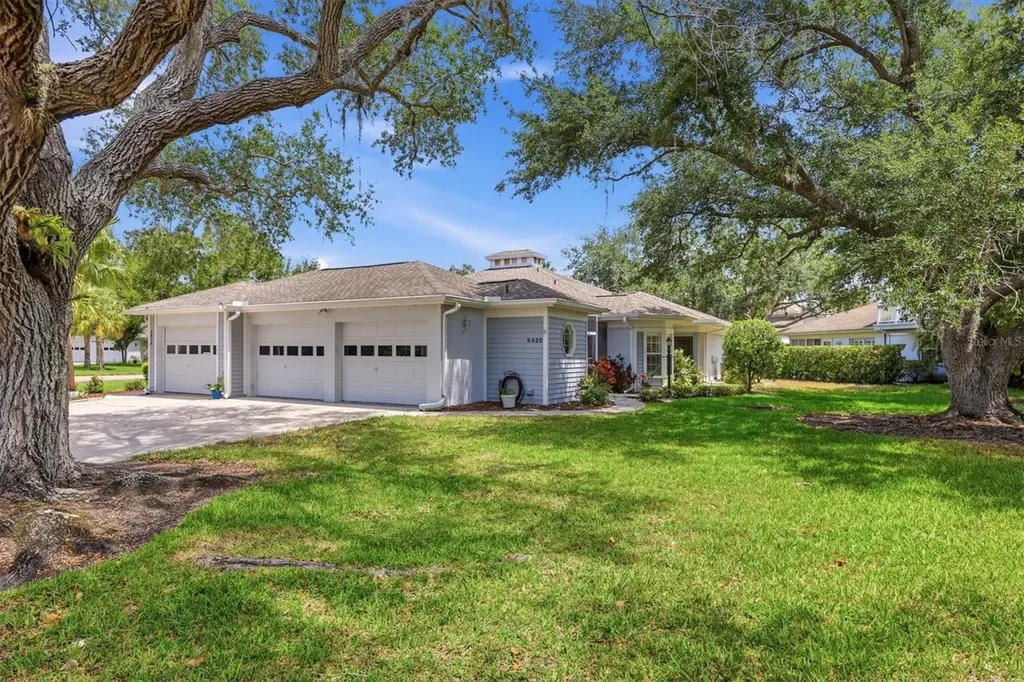 6420 Carrington Circle Sarasota FL 34238