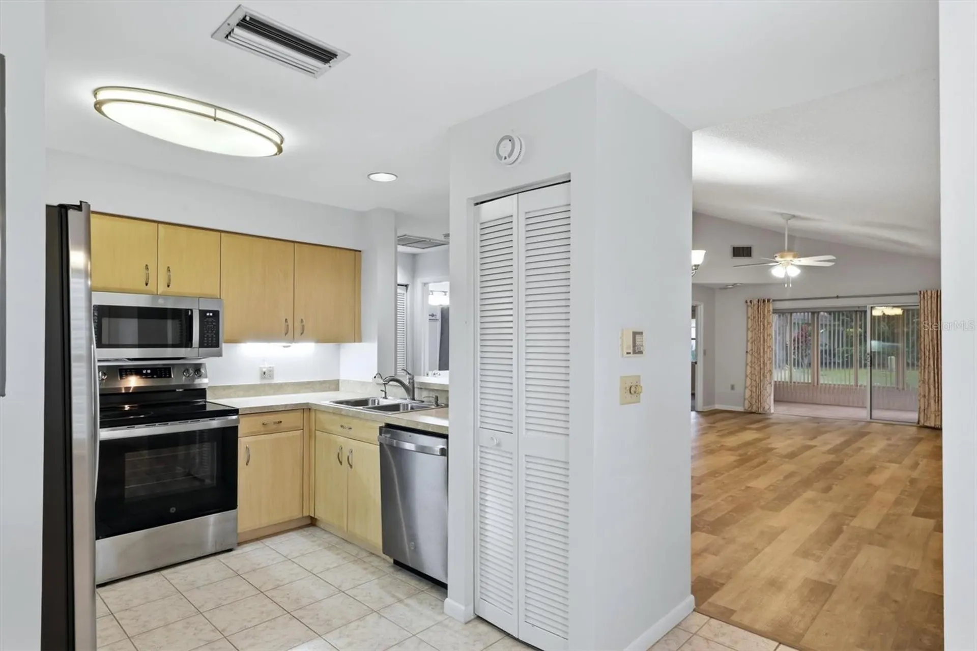 6420 Carrington Circle Sarasota FL 34238