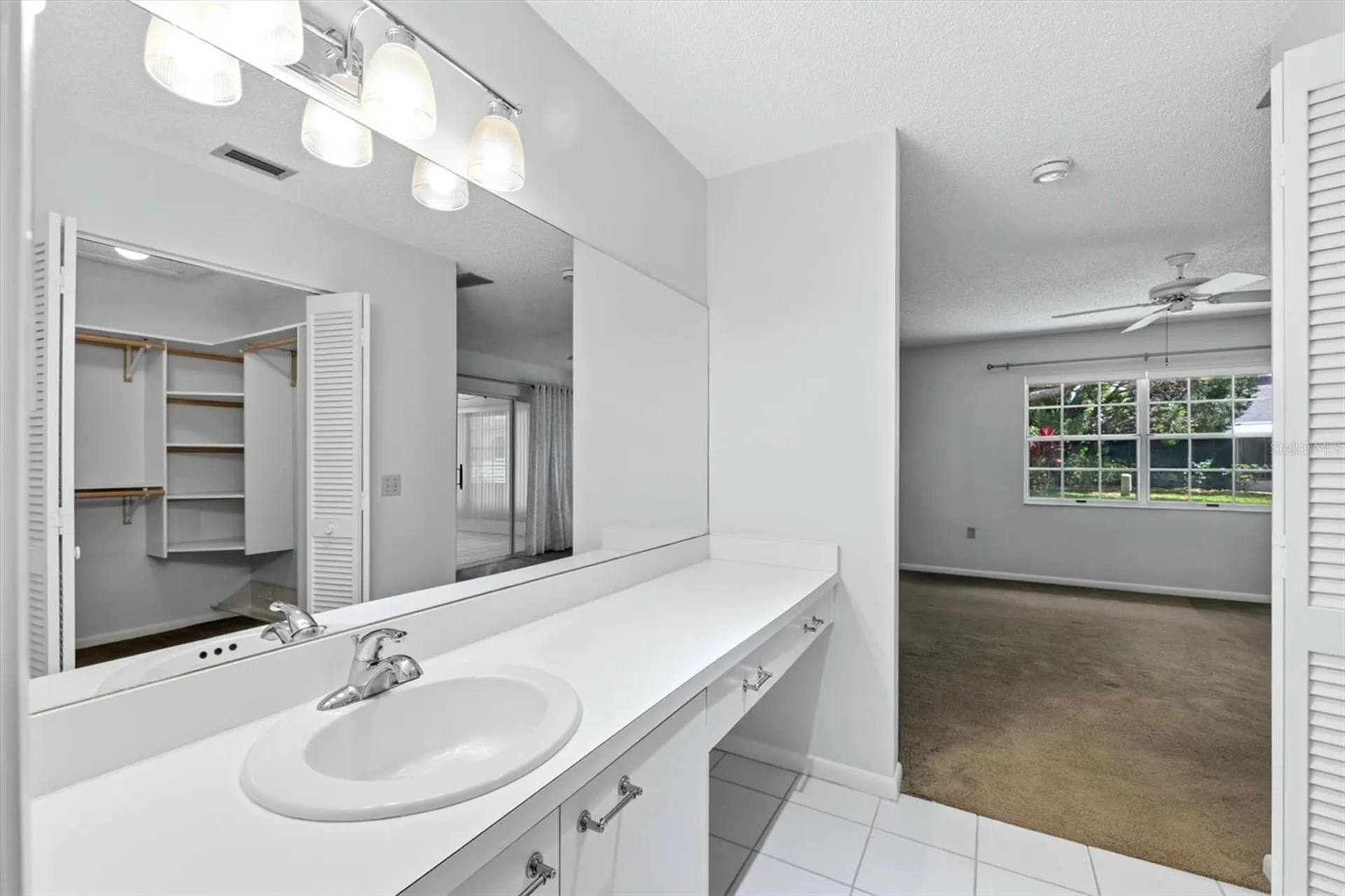 6420 Carrington Circle Sarasota FL 34238