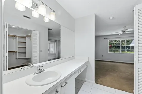 6420 Carrington Circle Sarasota FL 34238