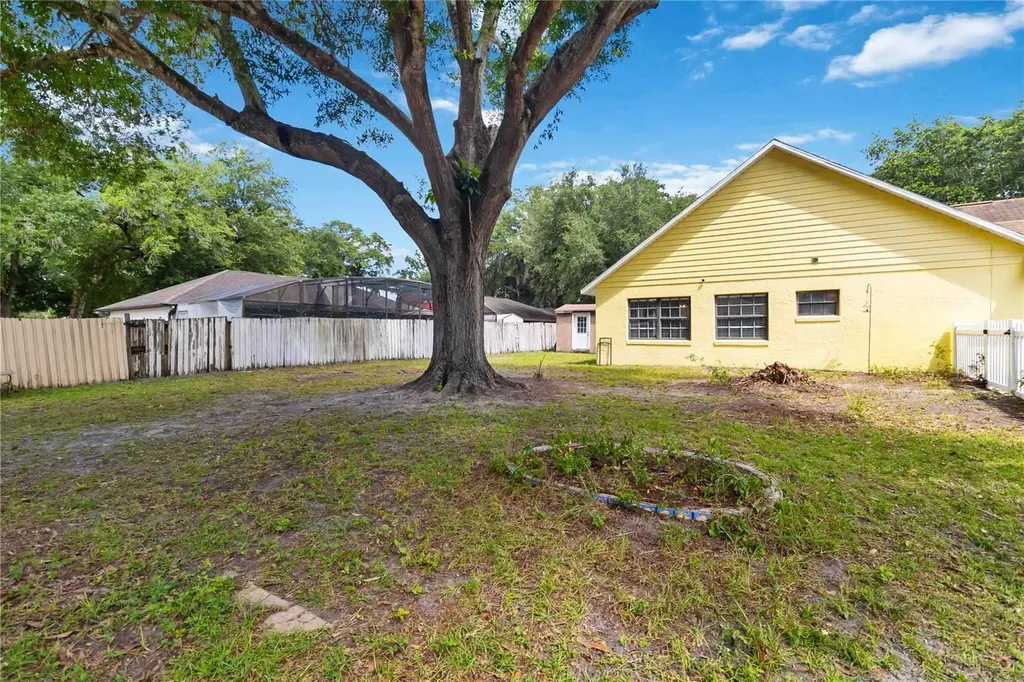2924 Dana Lane Kissimmee FL 34744