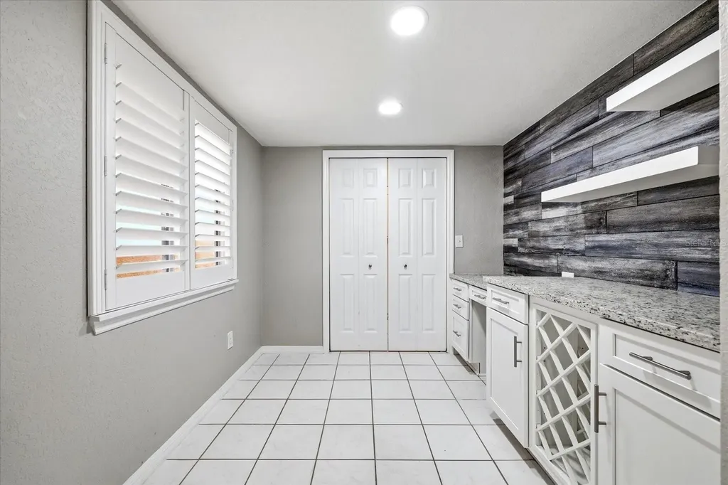 14628 Loridawn Drive Seminole FL 33776