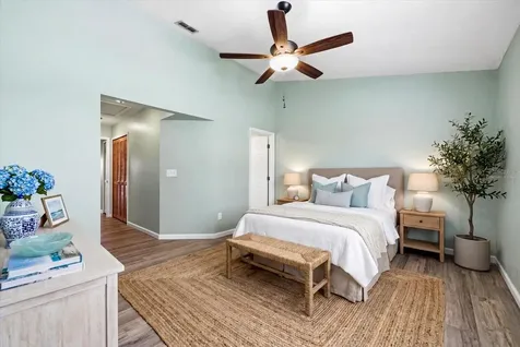 14628 Loridawn Drive Seminole FL 33776