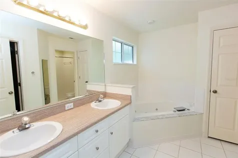 2340 NW 16th Avenue Gainesville FL 32605