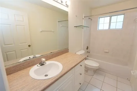 2340 NW 16th Avenue Gainesville FL 32605