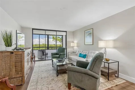 14810 Rue De Bayonne Clearwater FL 33762