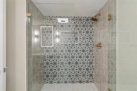 14810 Rue De Bayonne Clearwater FL 33762