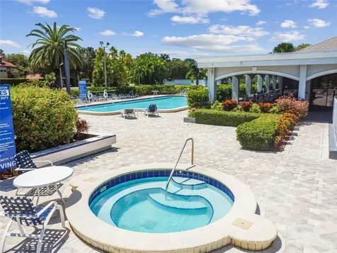 14810 Rue De Bayonne Clearwater FL 33762