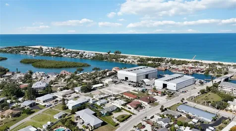 100 Circuit Road Nokomis FL 34275