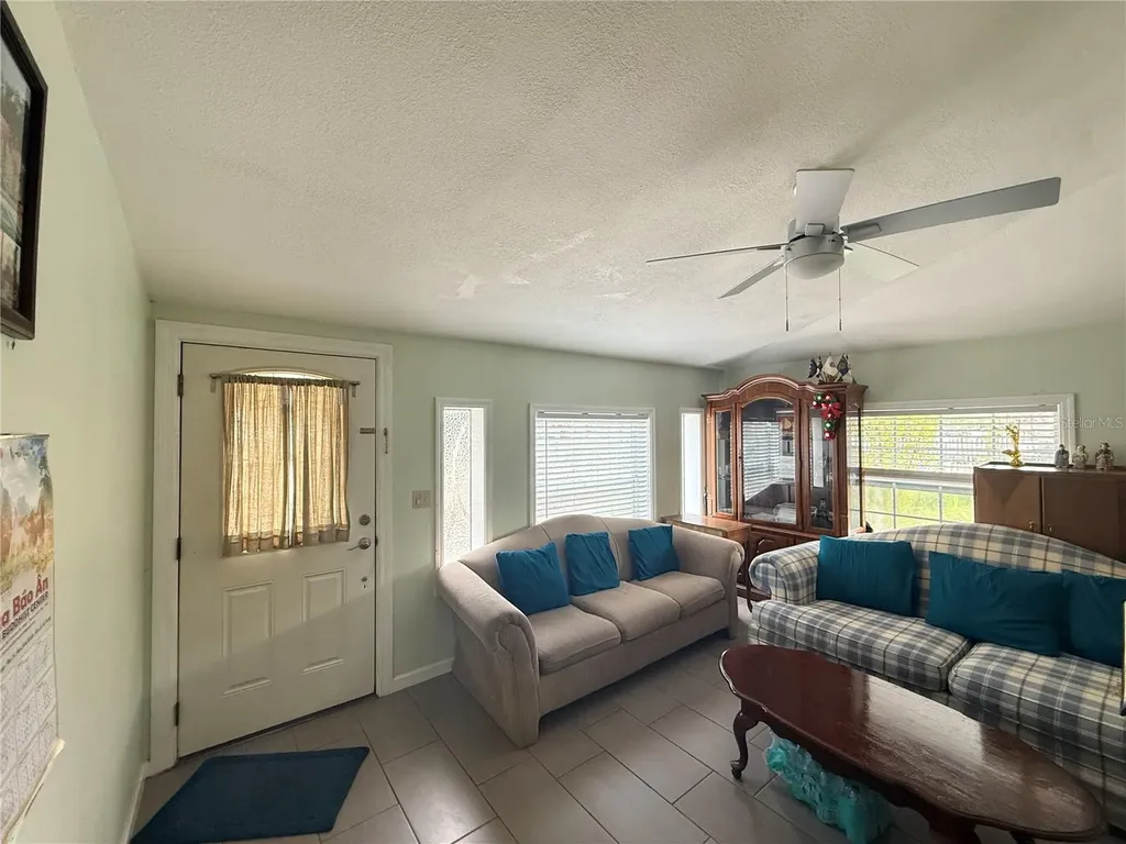 900 Timor Avenue Orlando FL 32804