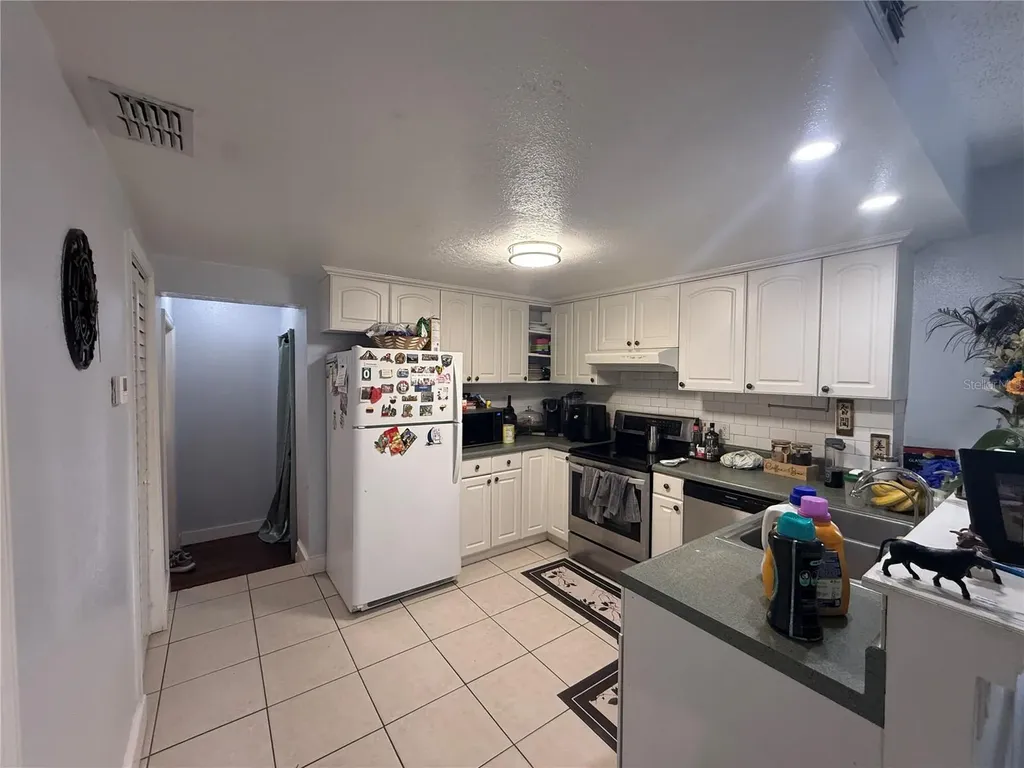 900 Timor Avenue Orlando FL 32804