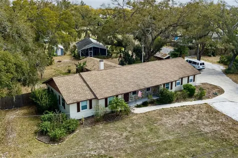 6211 30th Avenue E Palmetto FL 34221