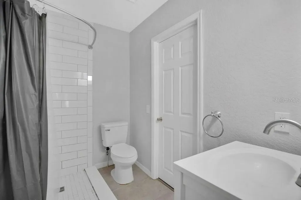2804 Keystone Drive Orlando FL 32806