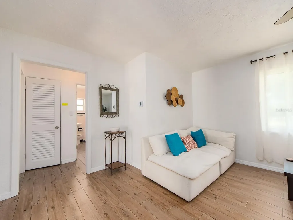 502 Lexington Street Dunedin FL 34698