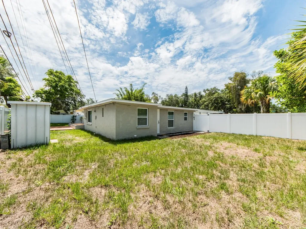 502 Lexington Street Dunedin FL 34698