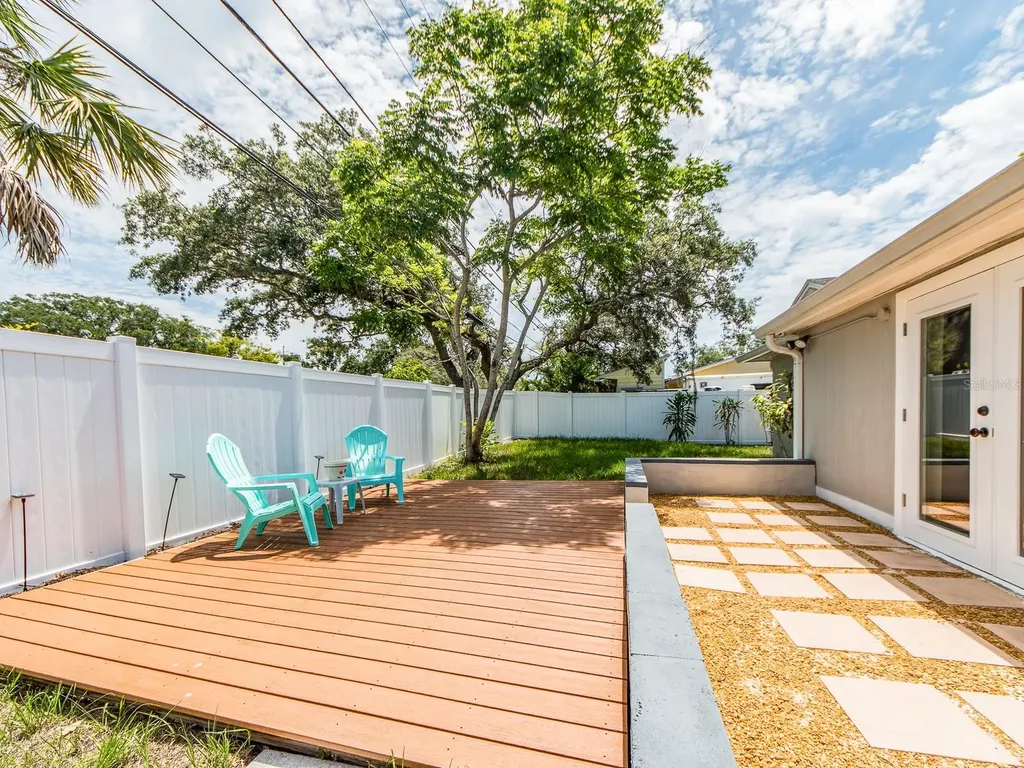 502 Lexington Street Dunedin FL 34698