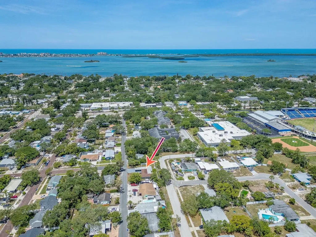 502 Lexington Street Dunedin FL 34698