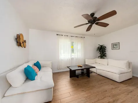 502 Lexington Street Dunedin FL 34698