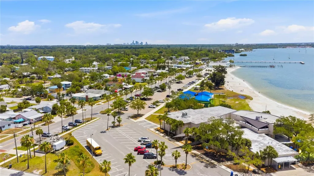 6025 Shore Boulevard S Gulfport FL 33707
