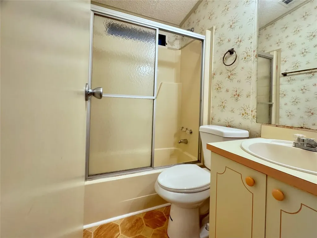 35220 Dodie Drive Zephyrhills FL 33541