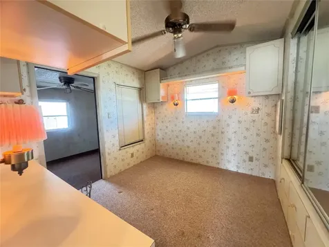 35220 Dodie Drive Zephyrhills FL 33541