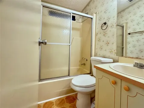 35220 Dodie Drive Zephyrhills FL 33541