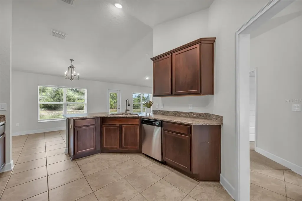15947 SW 26th Court Ocala FL 34473