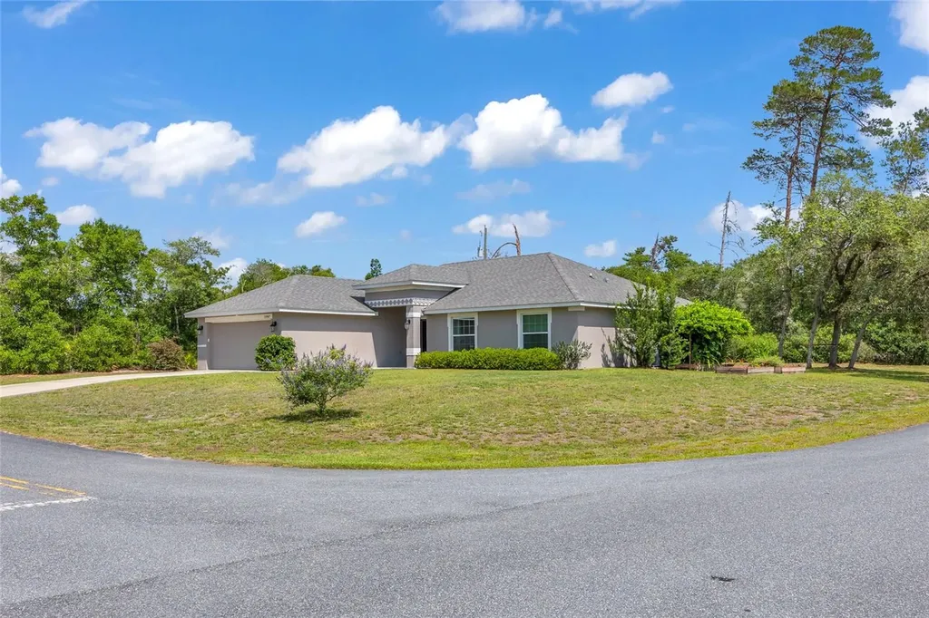 15947 SW 26th Court Ocala FL 34473
