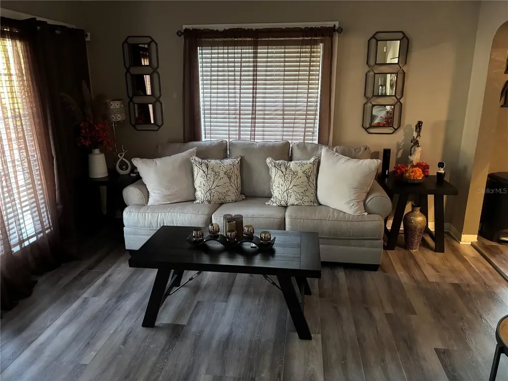 210 49th Street N St Petersburg FL 33710